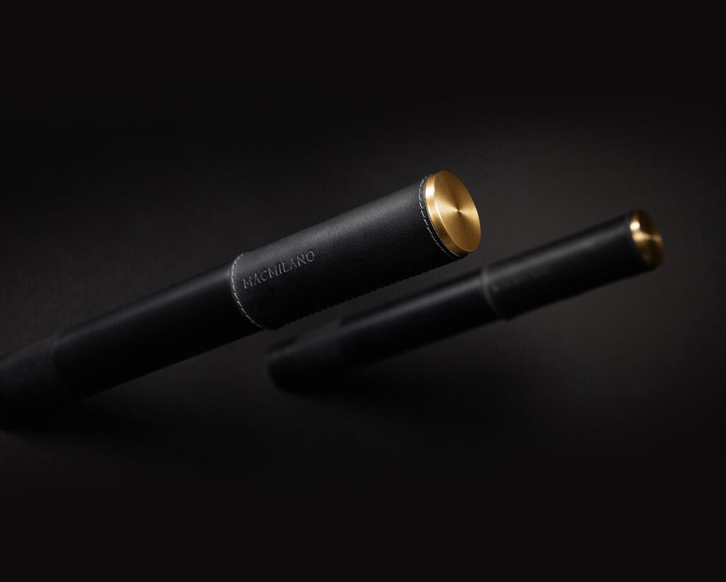 macmilano-duetto-oro-nero-2-jpg-1592602549.jpg