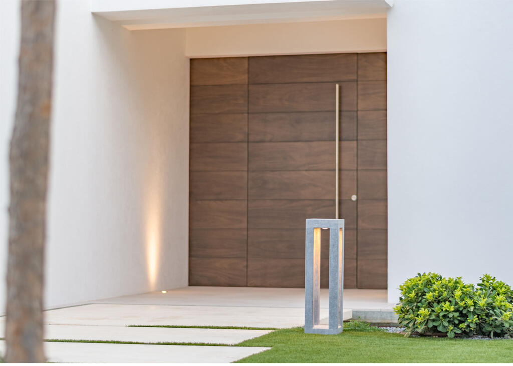 authentage-outdoor-lighting-pipilier-belgian-bluestone-ps7.jpg