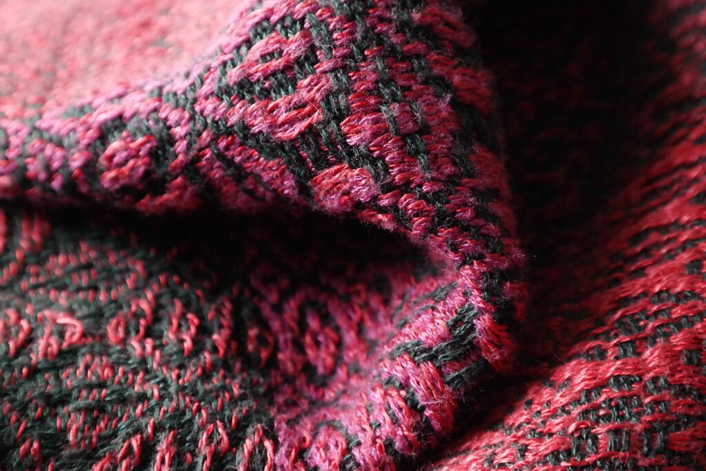 zwart-rood-kopie.jpg