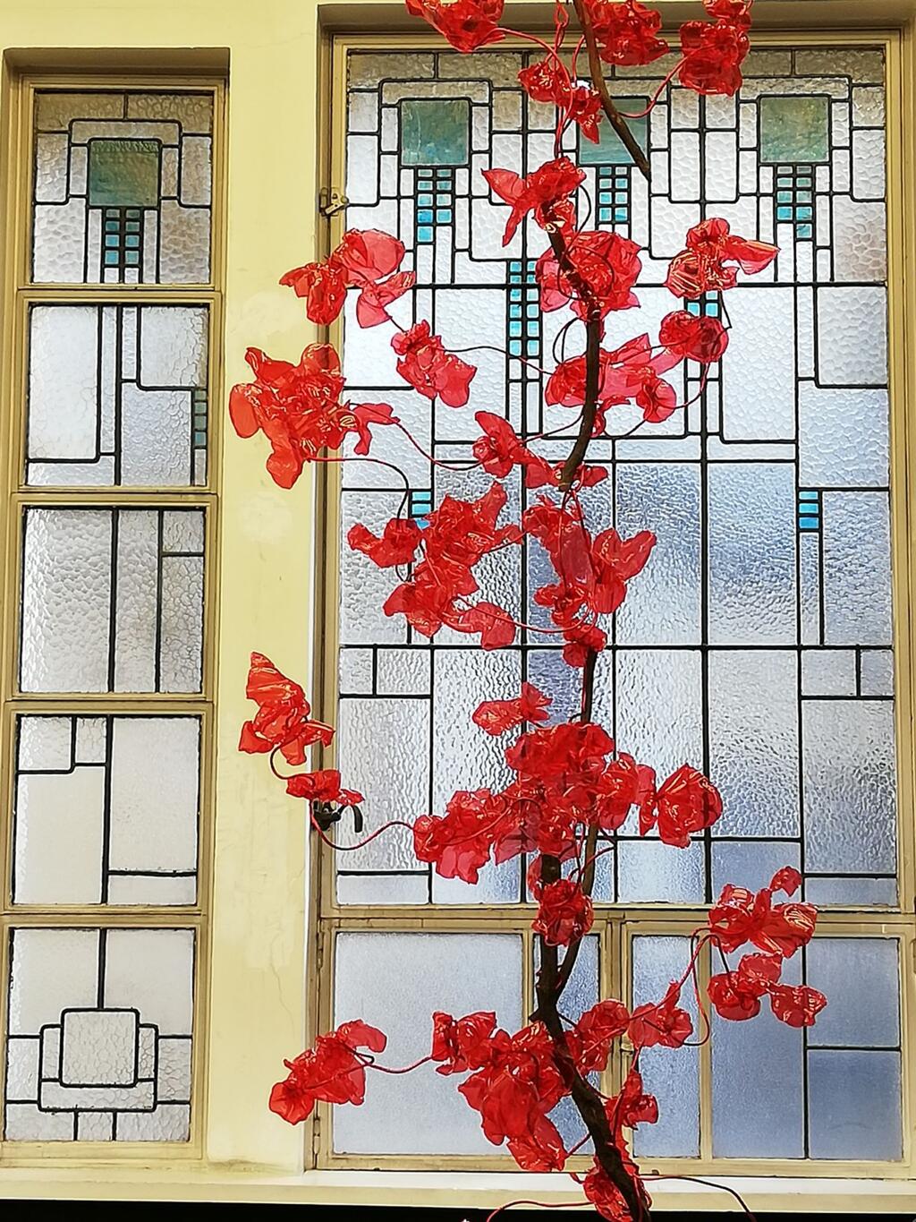 red-flow-light-jpg-1604506219.jpg