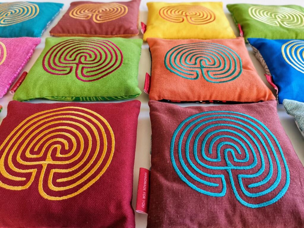 labyrinthkussentjes-detail.jpg