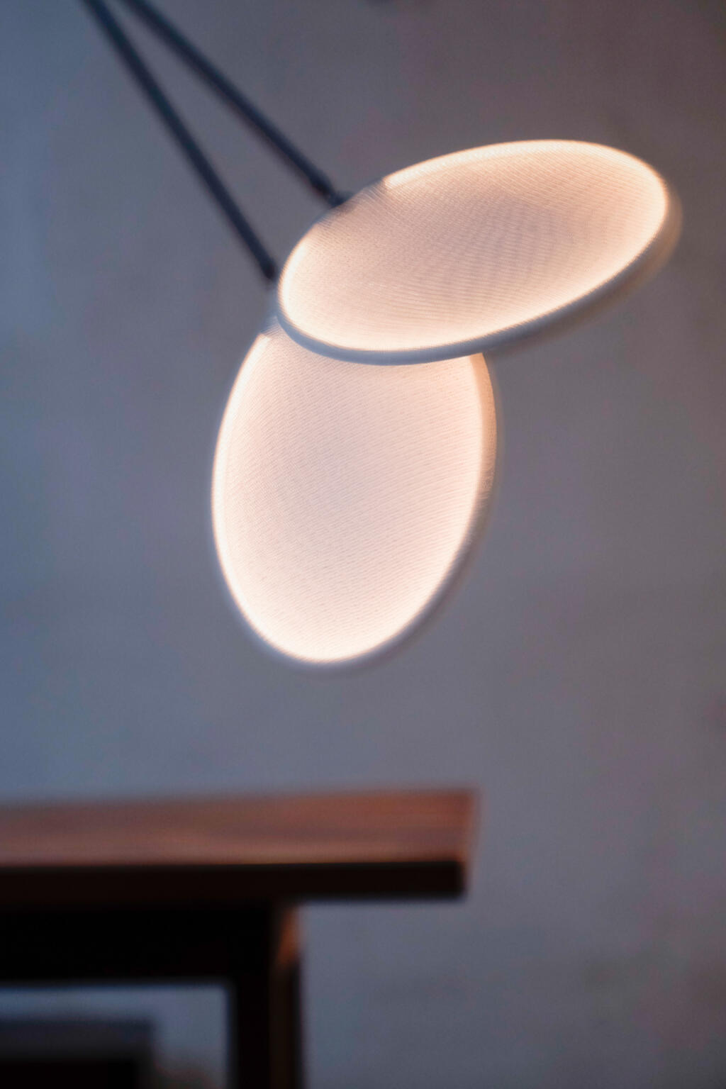 llll-03-suspended-lamp-sarahdehandschutter-1-7-jpg-1591859021.jpg