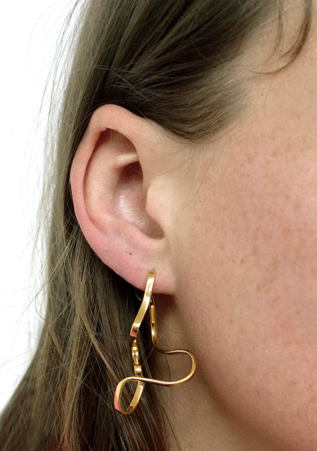 runwaygold-smallcor-jpg-1591781549.jpg