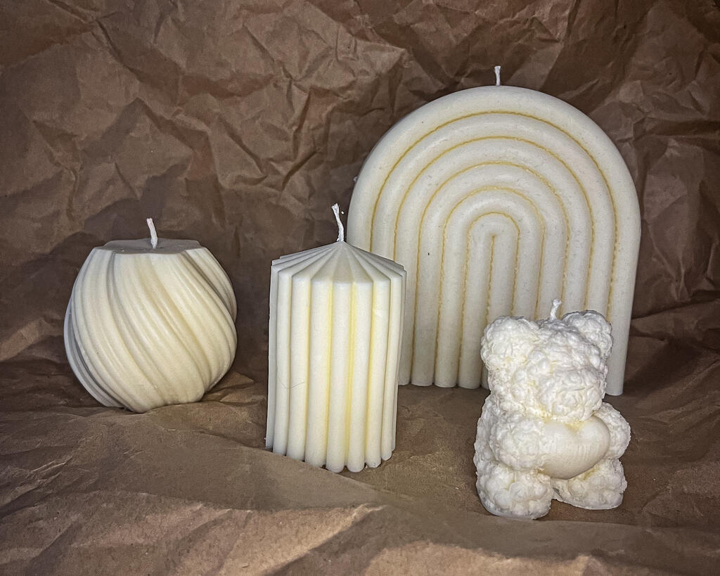 Studio Candle