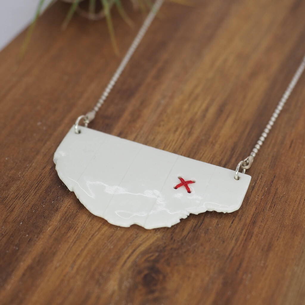 suz-crossmyheart-marblemoods-necklaces-suzanne-pa172815-0002-jpg-1606119445.jpg